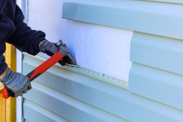 Reliable Siding Repair contractor in Jeannette, PA by Creative Siding
